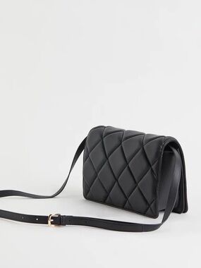 H&M Black Quilted Crossbody Bag Faux Leather Flap Shoulder Padded